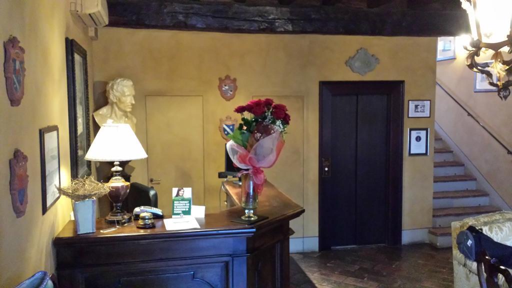 Hotel Torre Di San Martino Gazzola Di Rivalta ภายนอก รูปภาพ