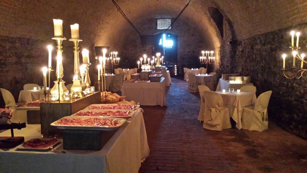 Hotel Torre Di San Martino Gazzola Di Rivalta ภายนอก รูปภาพ