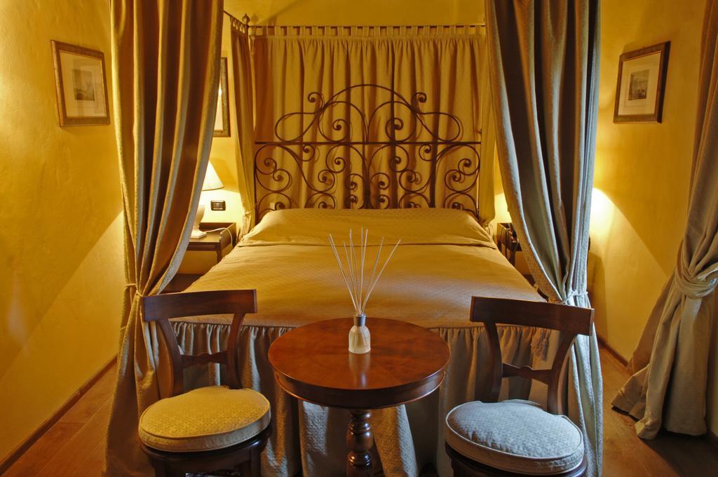 Hotel Torre Di San Martino Gazzola Di Rivalta ภายนอก รูปภาพ